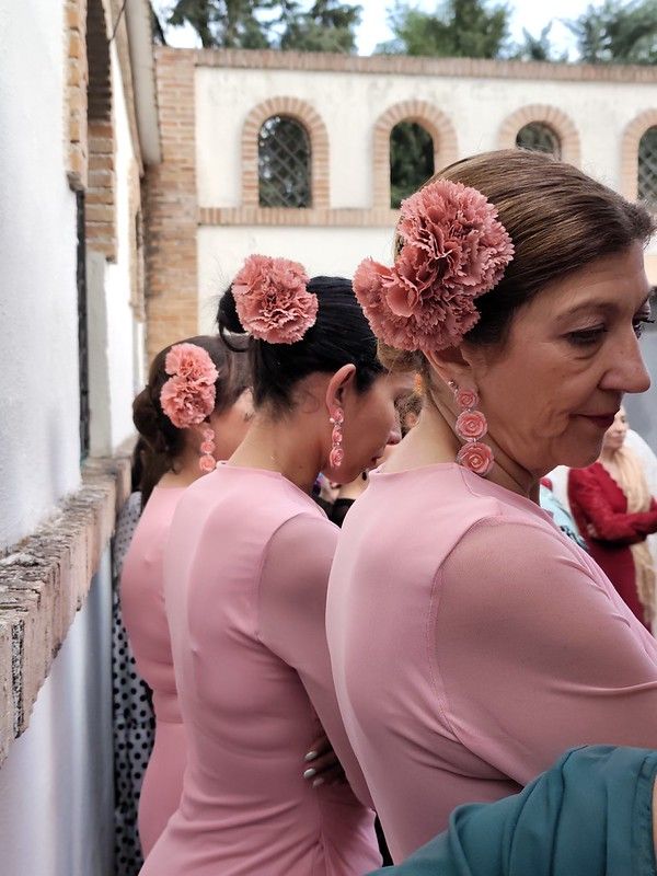 🎉 ¿La Feria de Abril es un Riesgo Cibernético o una Fiesta en la