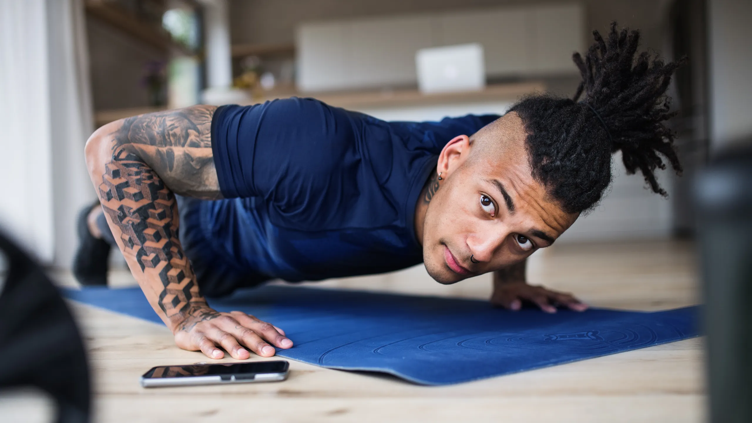 🤯 ¿Puedes Ganar Fuerza en 10 Minutos Sin Ejercicio? ¡No Es Lo Que