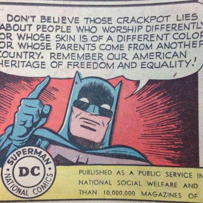 🚨 ¿Batman de los 50s Te Advirtió Sobre PeopleSoc Media?🤔