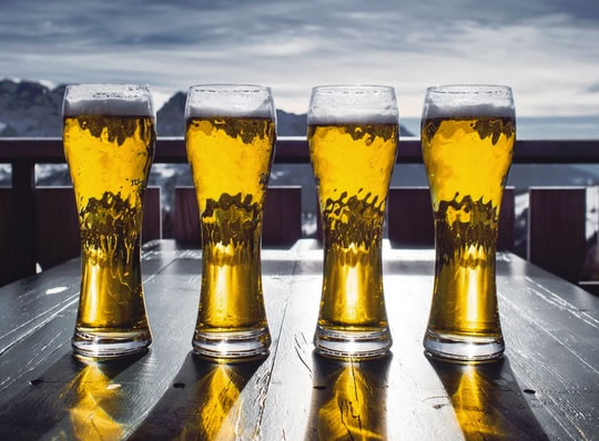 🍺 ¿Beber Cerveza Aumenta la IA o Solo Es un Mito