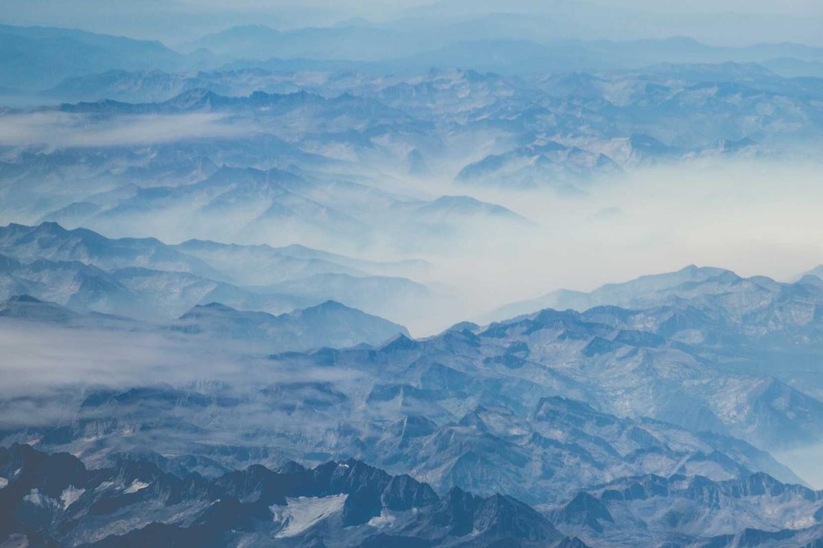 🚀 ¿Rachel Ya Se Mudó al Cloud o Solo Engaña