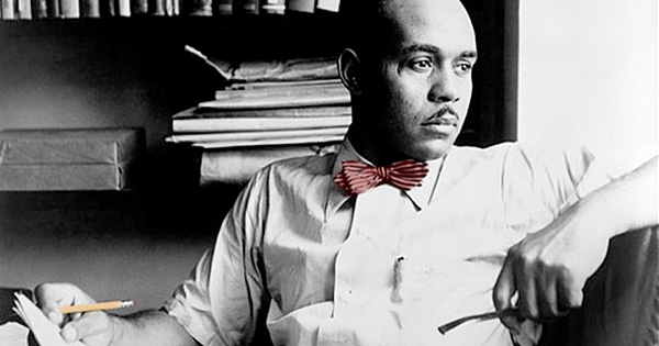 📚 ¿El Ralph Ellison NBA fue para Tomar Tequila o Para Lo Otro