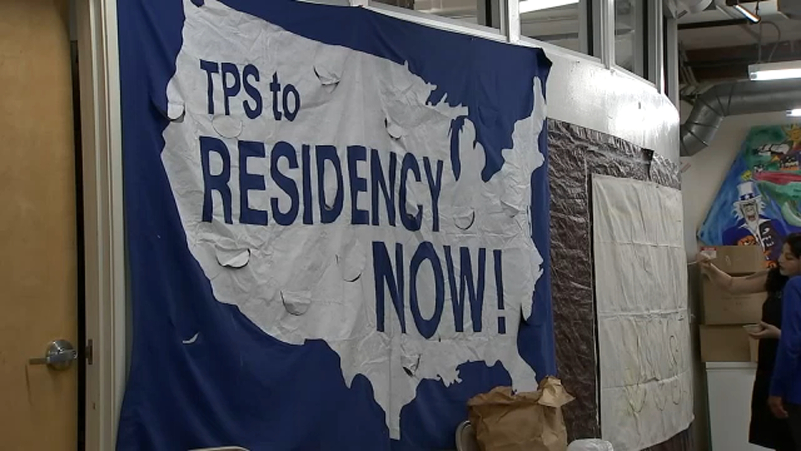 🚁 ¿TPS Para Salvadoreños o Solo Pasa? 🙄