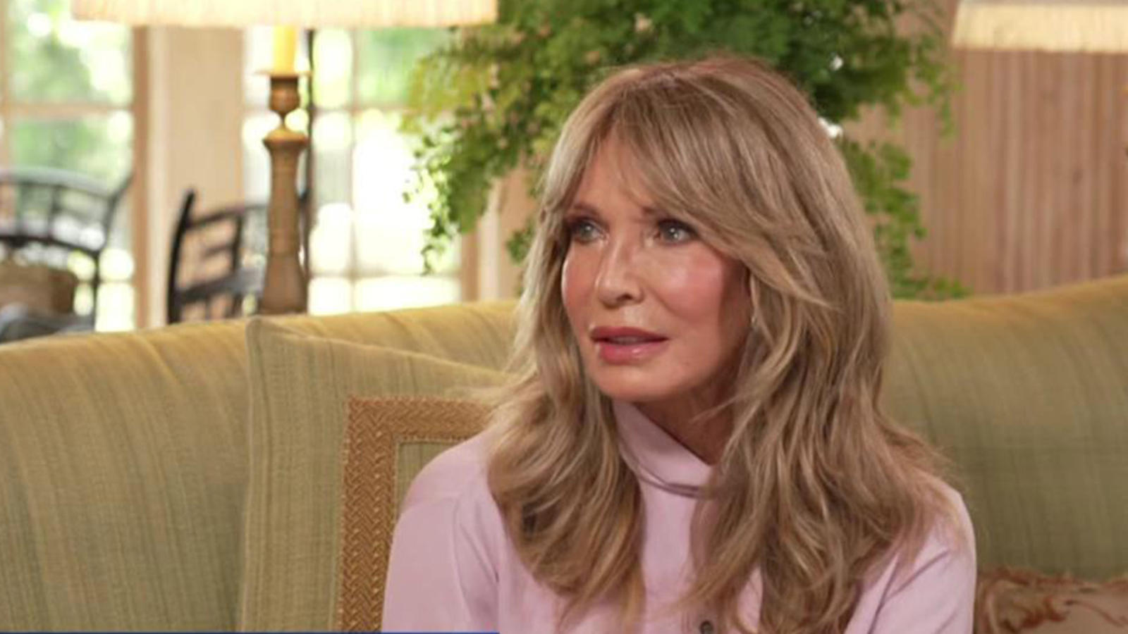📱 ¿Jaclyn Smith Revela el Lado Oscuro del Famoso? 3 Razones Por las Que