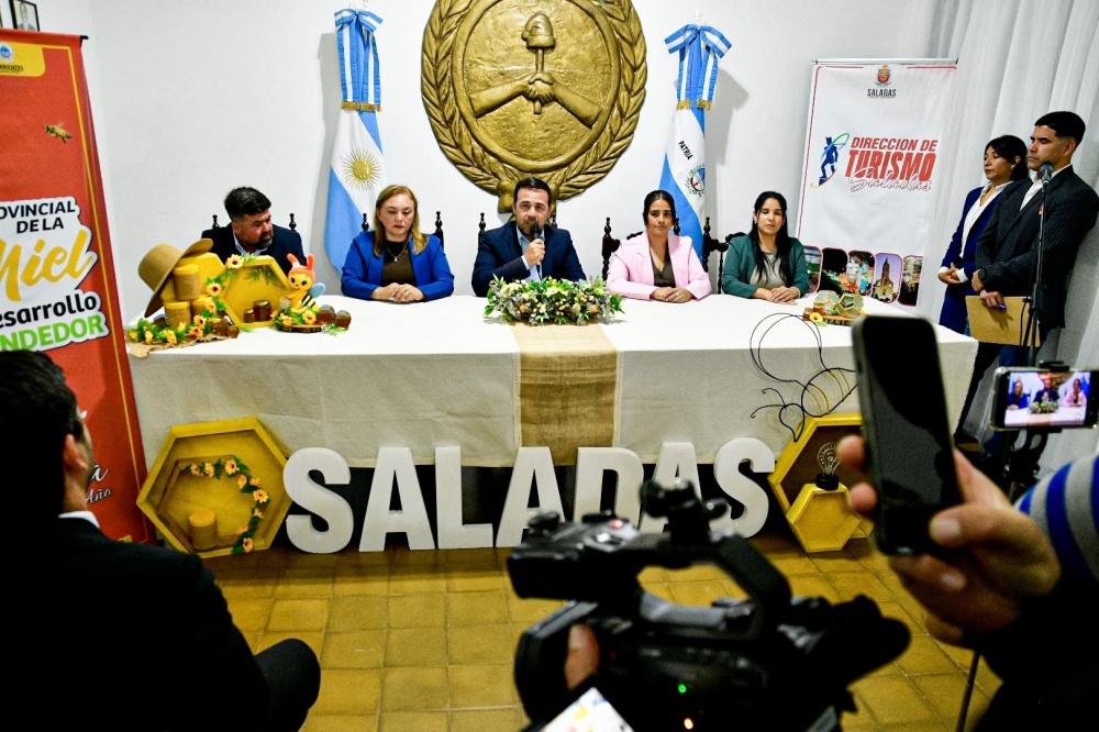 💥 ¿La Miel Se Vende o Se Roba en la XXIII Fiesta Provincial
