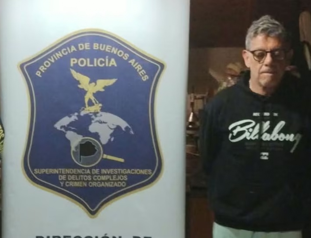 🚨 ¿El Entrenador de Hockey Ahora Juega al Ajedrez con la Ley? 27 OCTUBRE