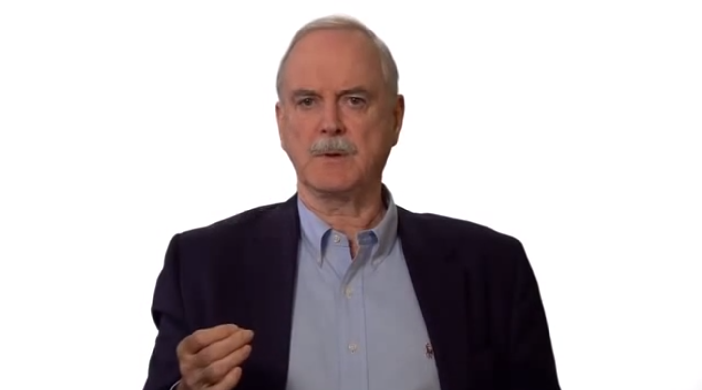 🎬 ¿John Cleese Sabrá Quedarse Callado O Será Otro Stúpido
