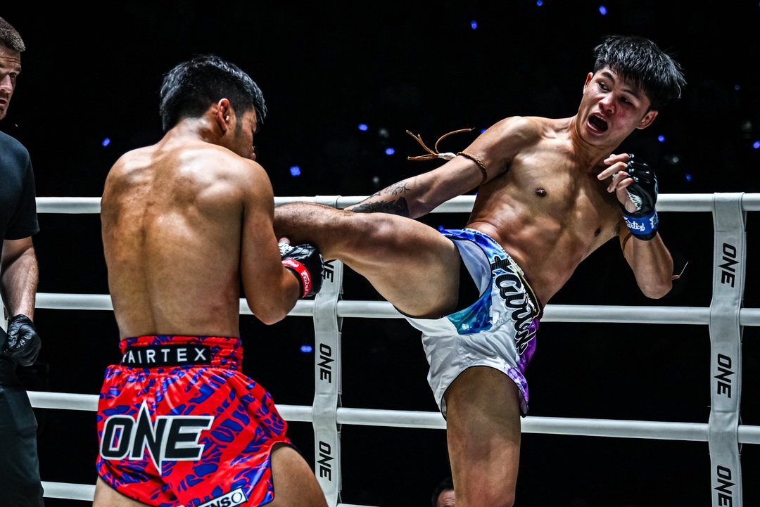 💥 ¿ONE FC Sin Impacto? Yodlekpet vs. Pompet III Rinde Cuentas