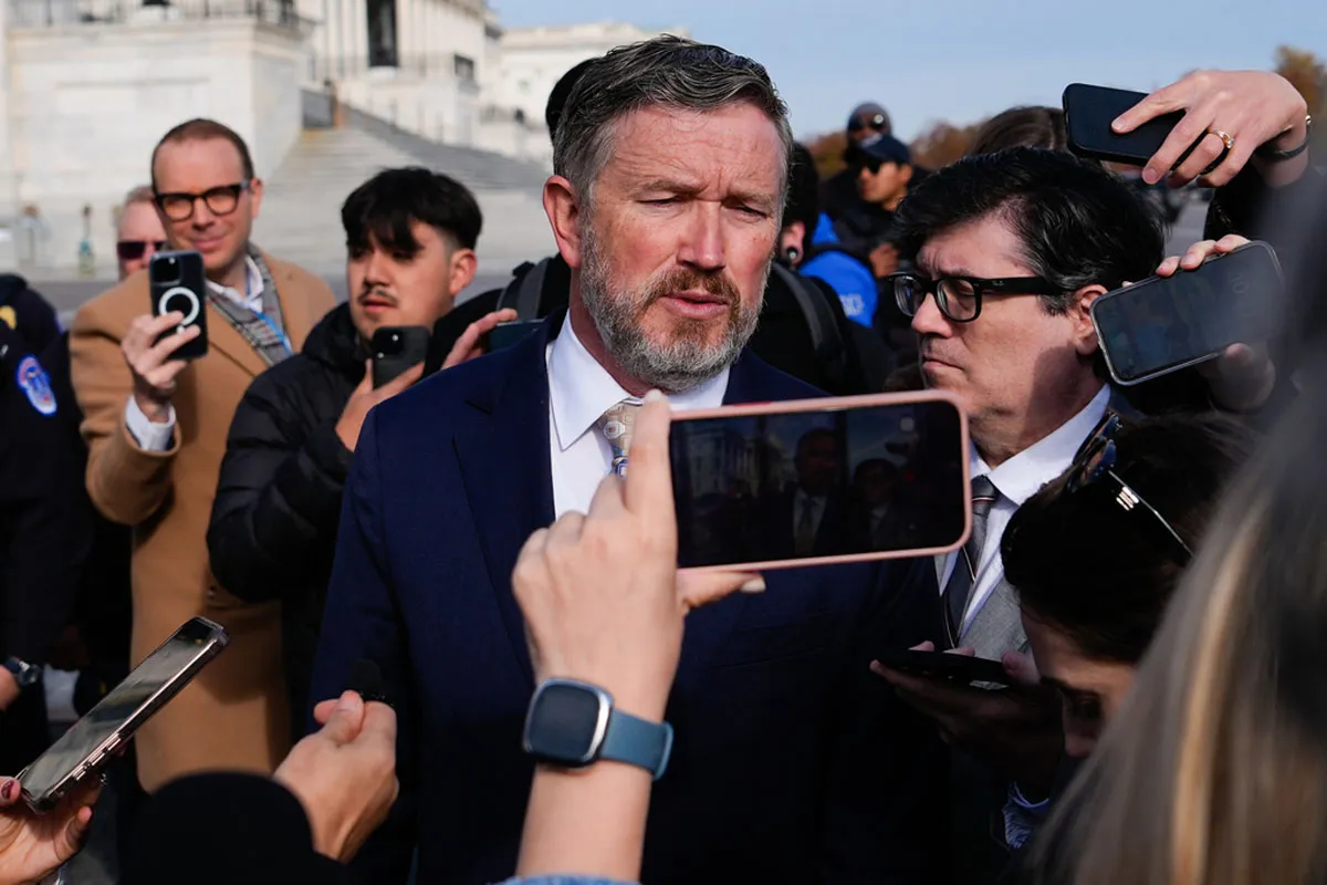 💥 ¿Massie Querido? 1 Acción en el Congresoazo 🤷♂️