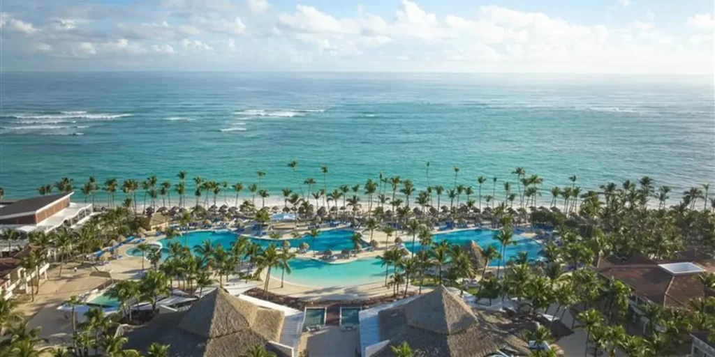💰 ¿Cancún por $649 o Mejor Invierne en El Sofá? 🏖️🚀