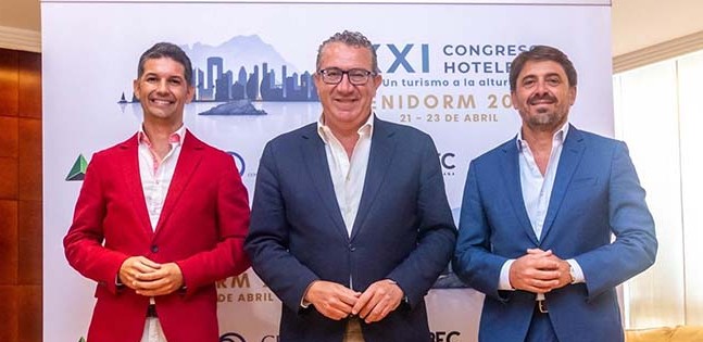 📊 ¿El Congreso Hotelero ES Solución o Solo Más Problemas
