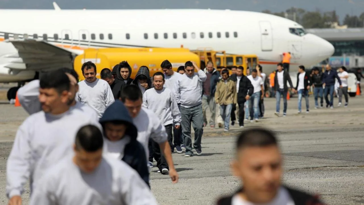 🚨 ¿De Voluntad propia o Forzados? 10k Migrantes Deportados Ya Buscan