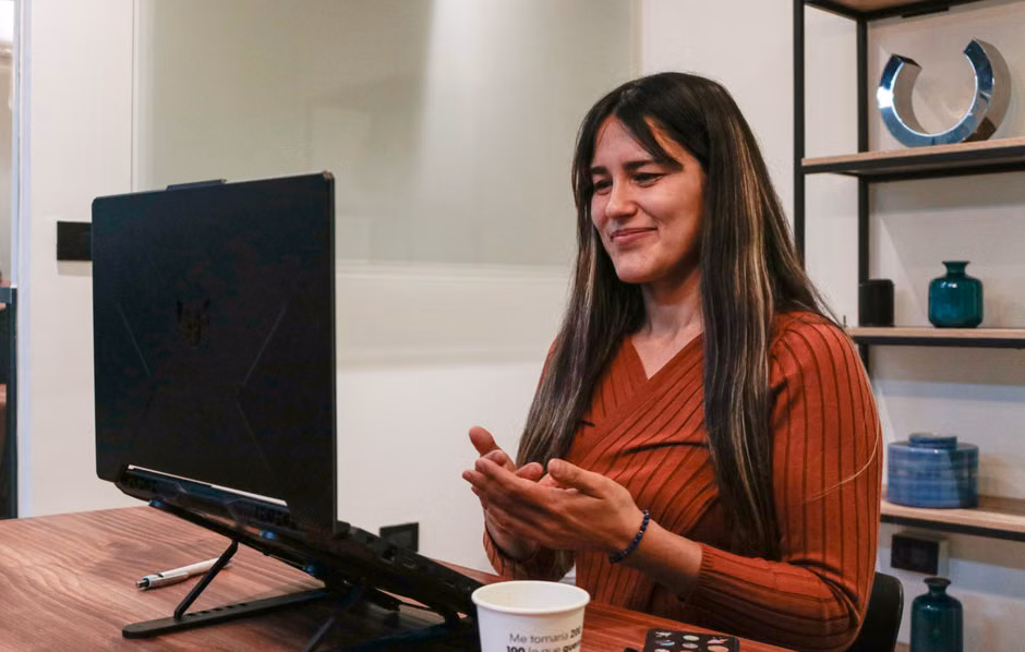 💻 ¿La Tech Te Ayuda a Trabajar Mejor o Solo Señala Tu Age