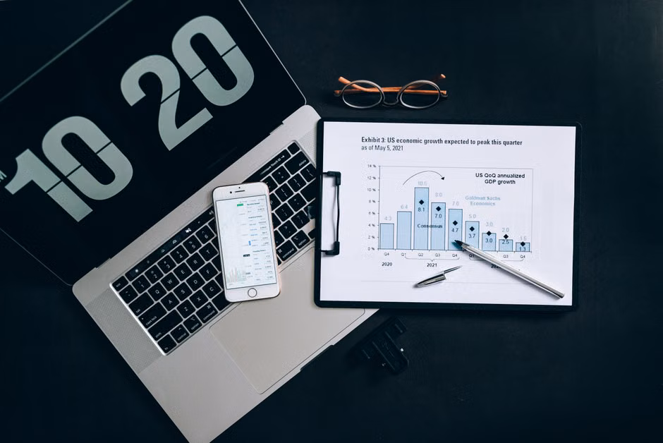 🤖 ¿AI en 2023: Ya Se Rinden los Genios? 🤯