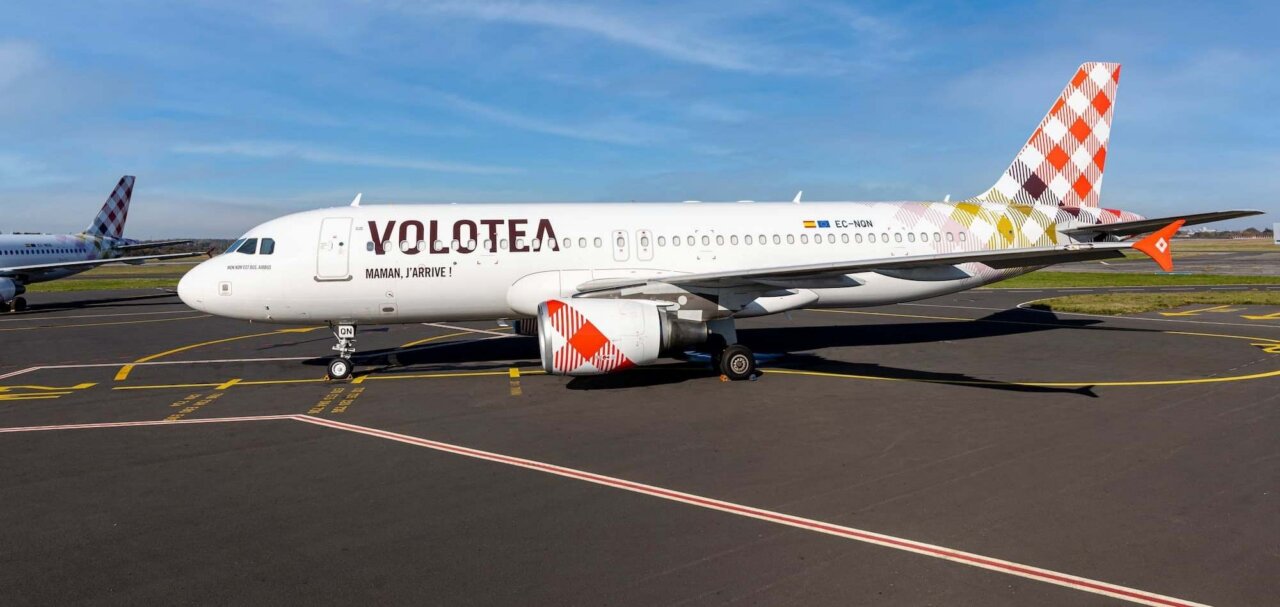 /Area 51 ¿Volotea Abre Puertas o Solo Copia Rumores? 🚀✨